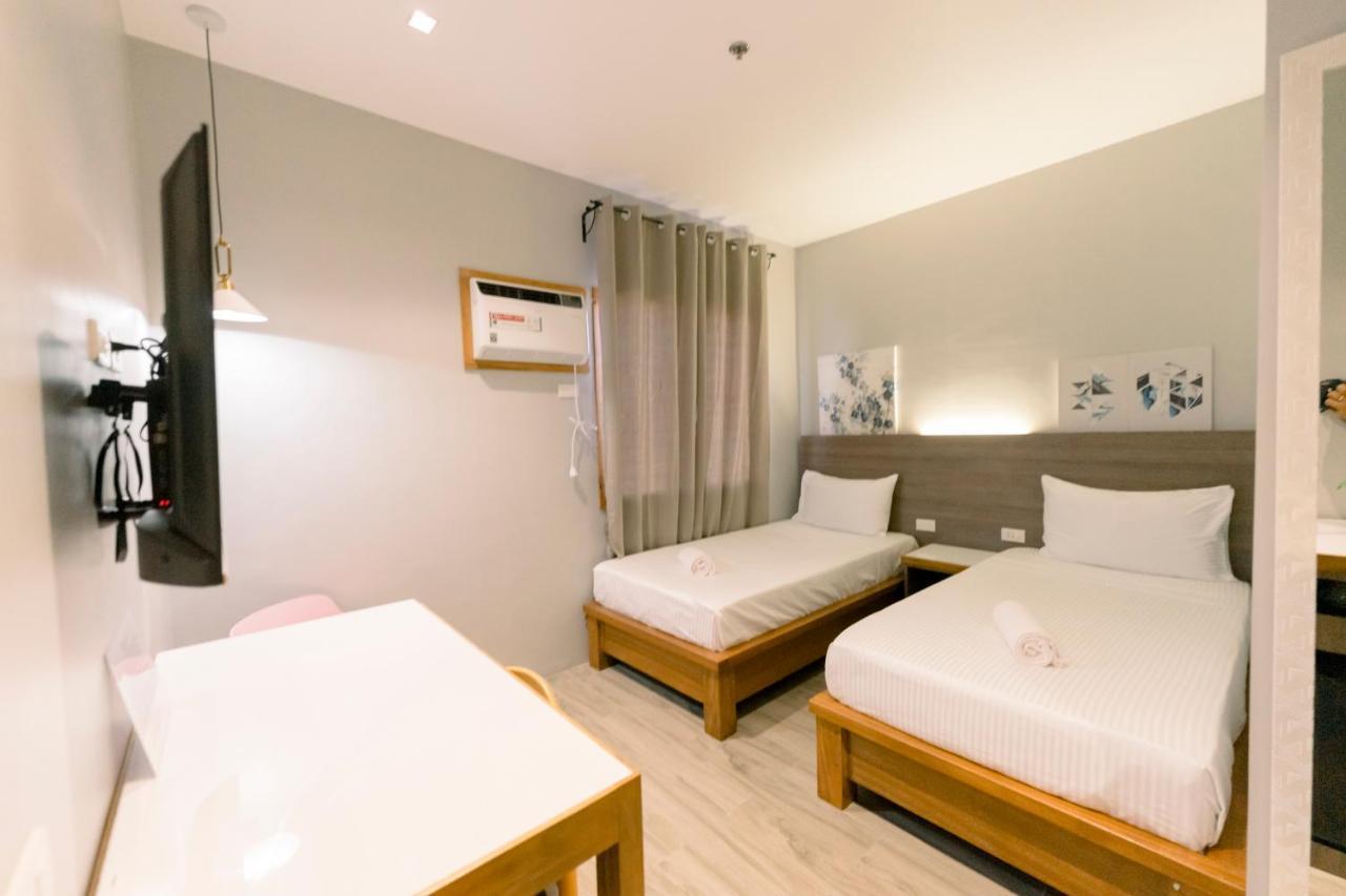 Madonna Hometel And Suites New Pandan Panabo Exterior photo